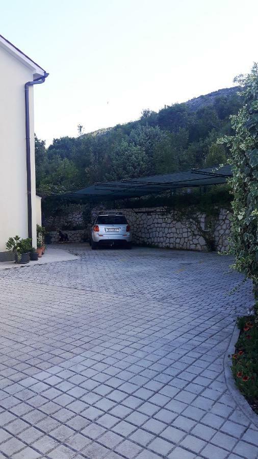 Apartments Ivana Ravni Exterior foto